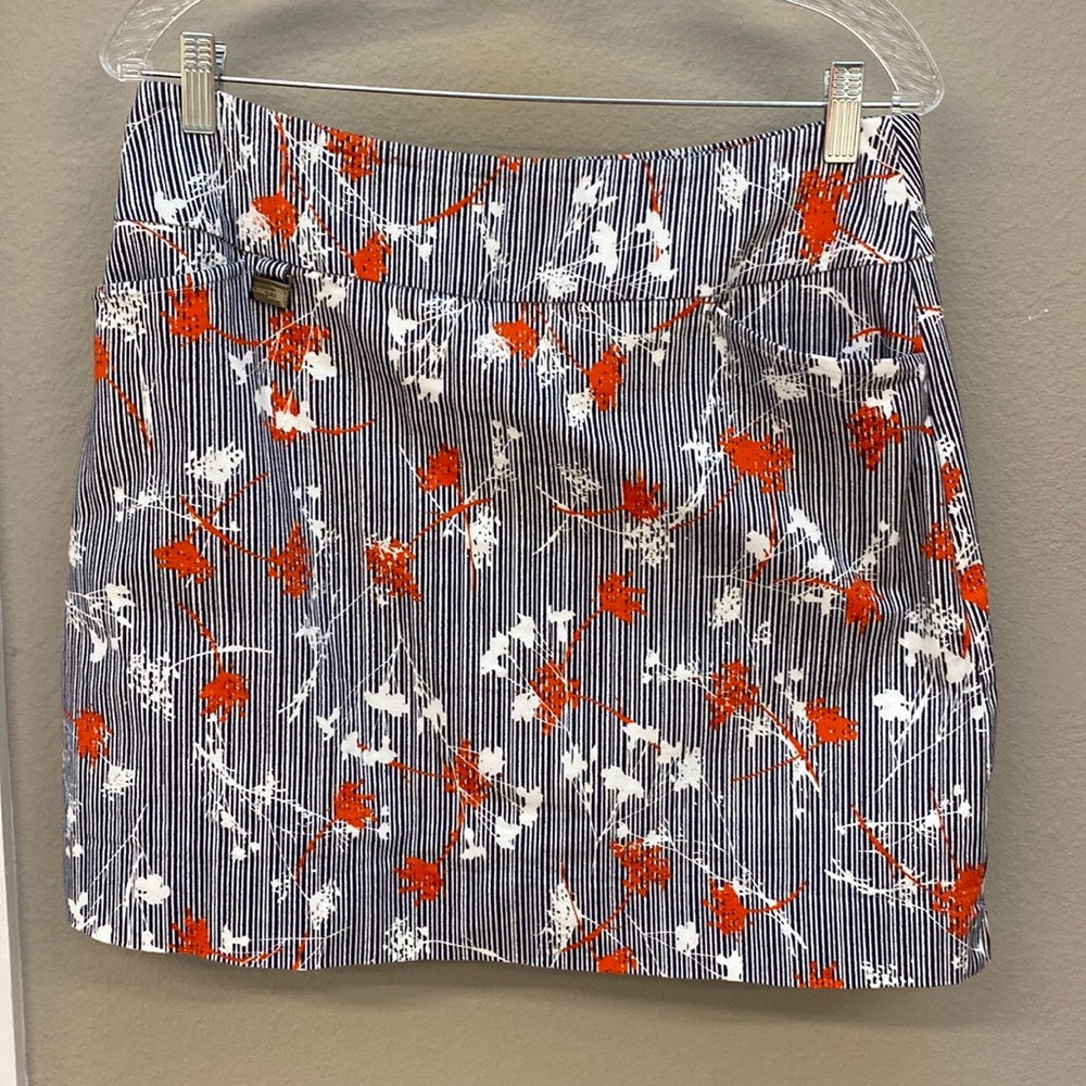 Lisette, size 10 skort red, white, navy